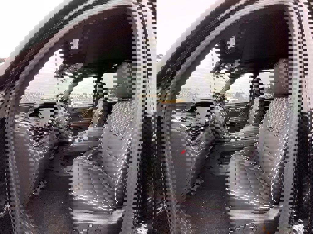 New 2026 GMC Acadia Denali w/ Super Cruise Package image 14