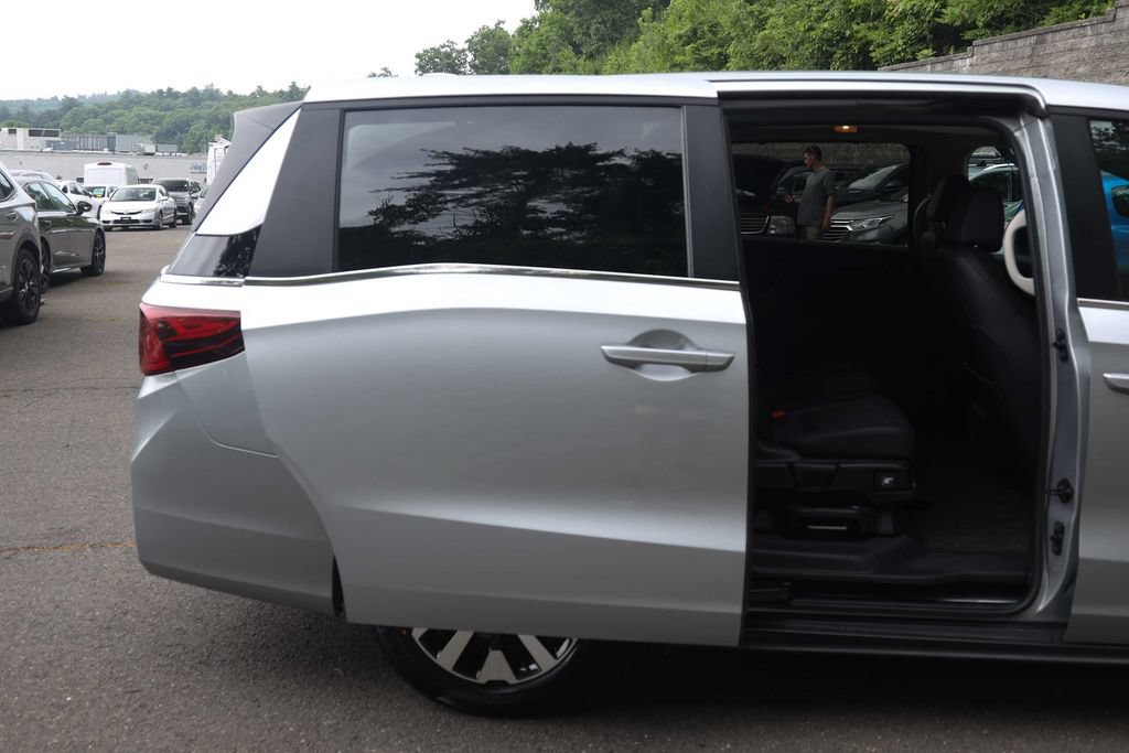 Used 2025 Honda Odyssey EX-L image 18