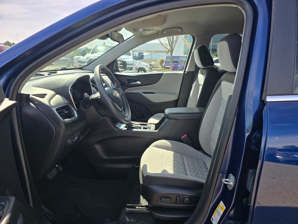 Used 2022 Chevrolet Equinox LT AWD/4WD image 9