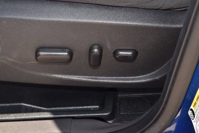 Used 2018 Ford Escape SE FWD image 33