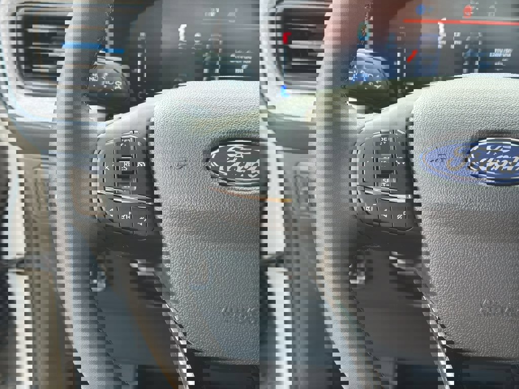 New 2025 Ford Maverick XLT w/ XLT Luxury Package image 16