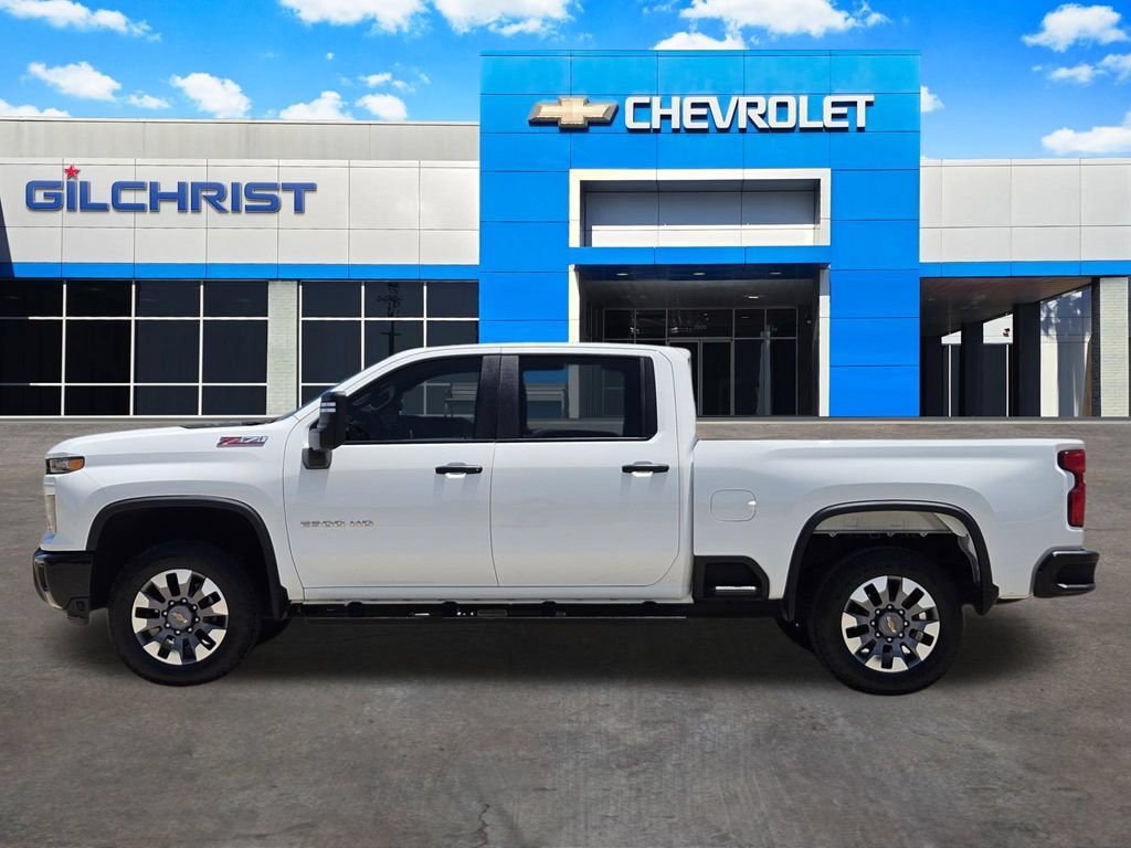 Used 2025 Chevrolet Silverado 2500 Custom w/ Custom Value Package AWD/4WD image 4