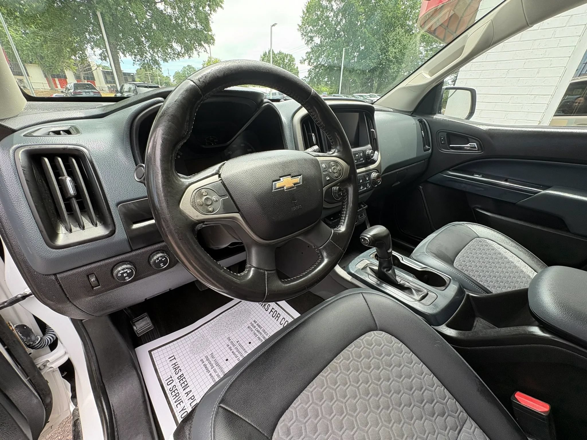 Used 2016 Chevrolet Colorado Z71 AWD/4WD image 21