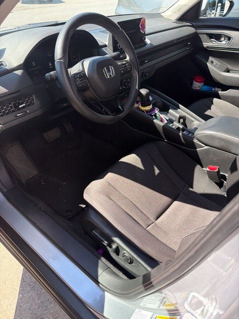 Used 2023 Honda Accord EX image 12