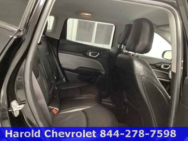 Used 2022 Jeep Compass Latitude image 9