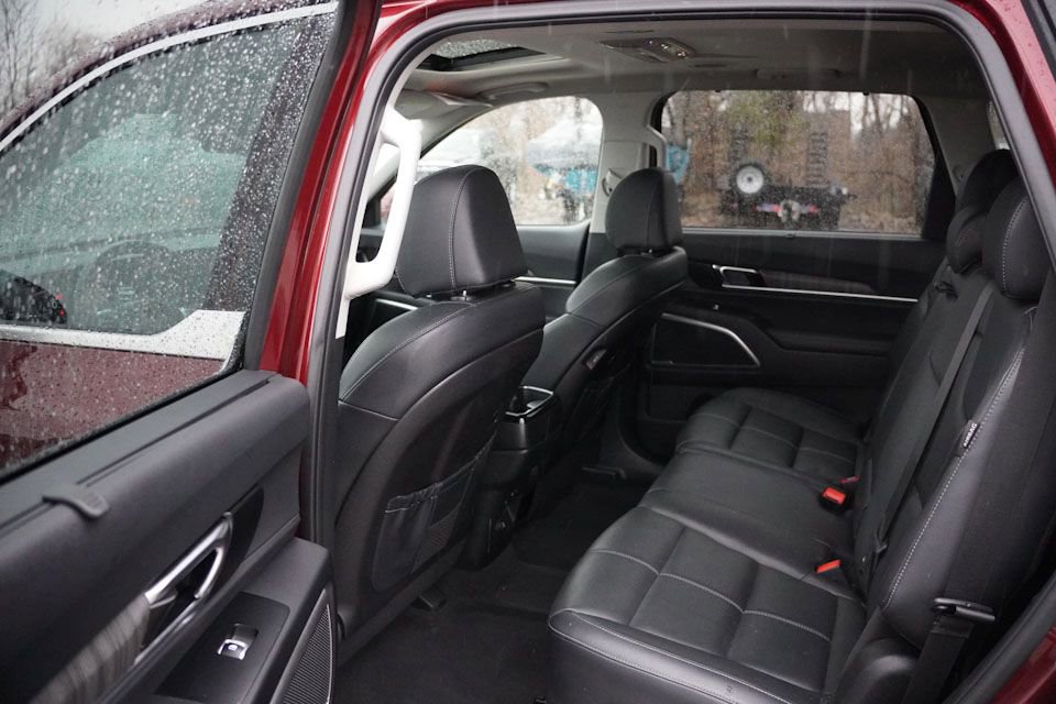 Certified 2024 Kia Telluride EX image 16