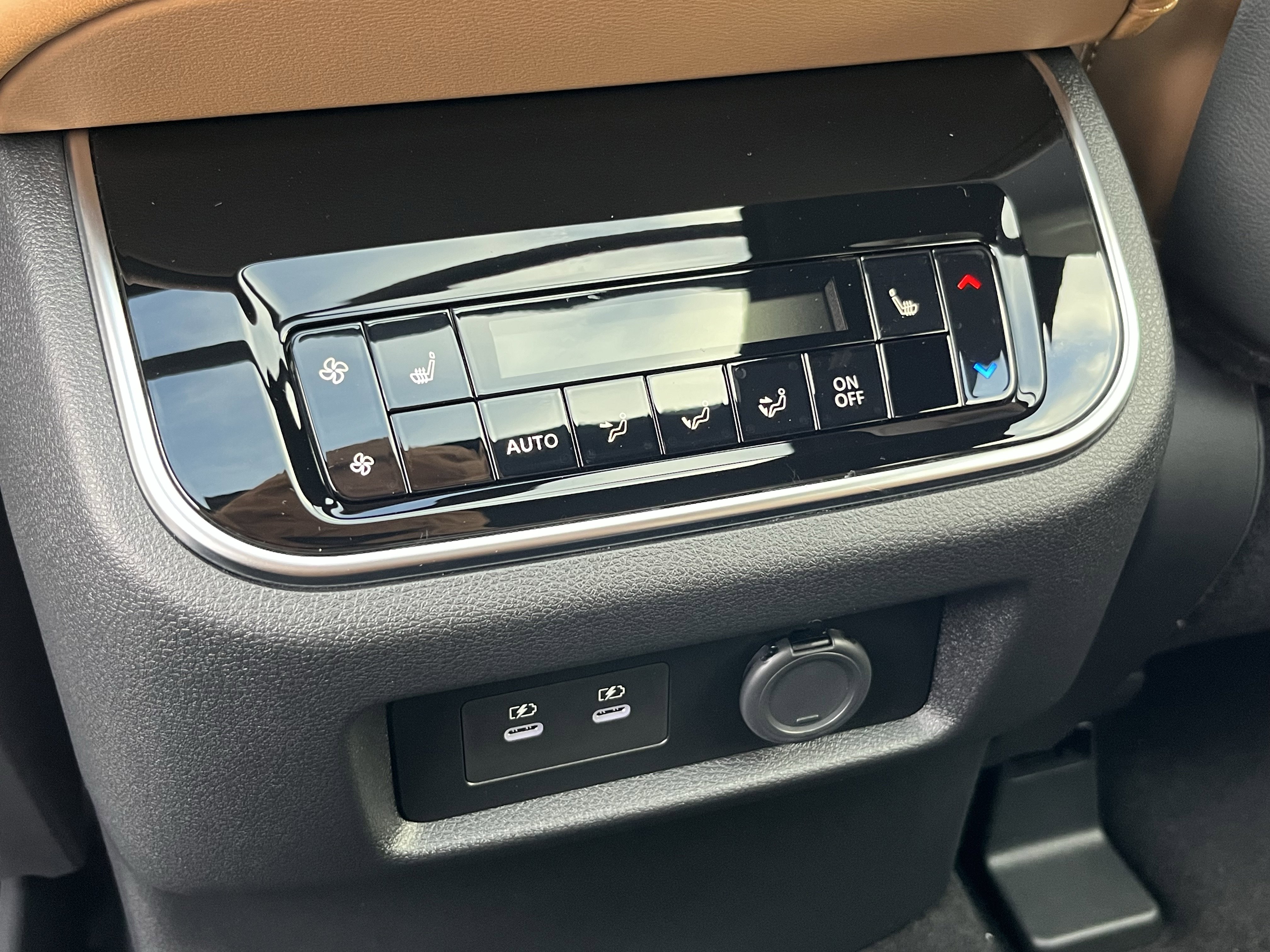 New 2026 Nissan Armada Platinum Reserve image 18