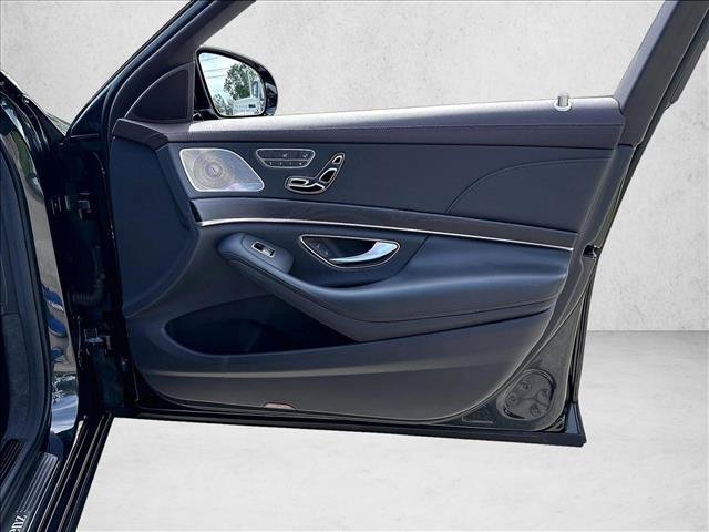 Used 2019 Mercedes-Benz S 560 4MATIC Sedan image 18