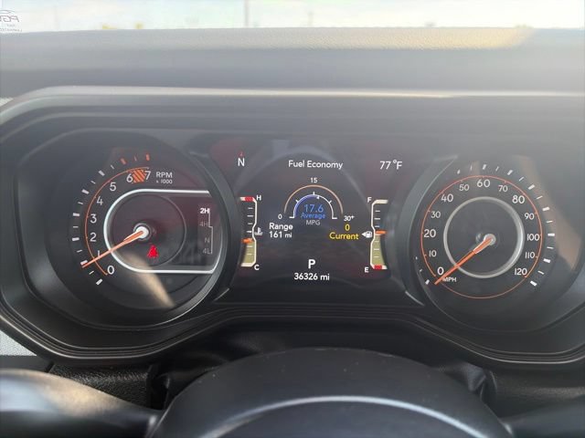 Used 2025 Jeep Wrangler Unlimited Sahara AWD/4WD image 20