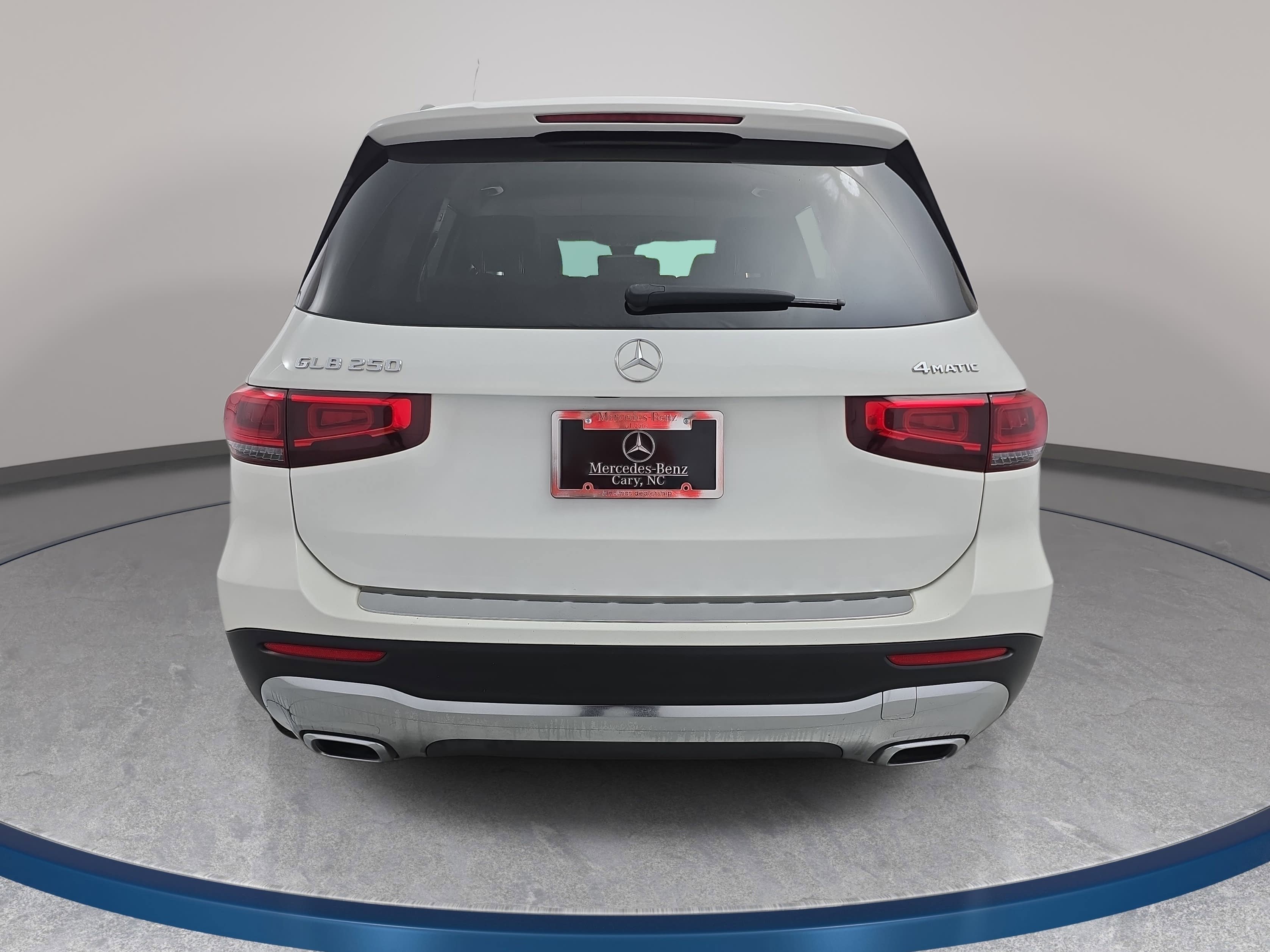 Used 2021 Mercedes-Benz GLB 250 4MATIC image 6