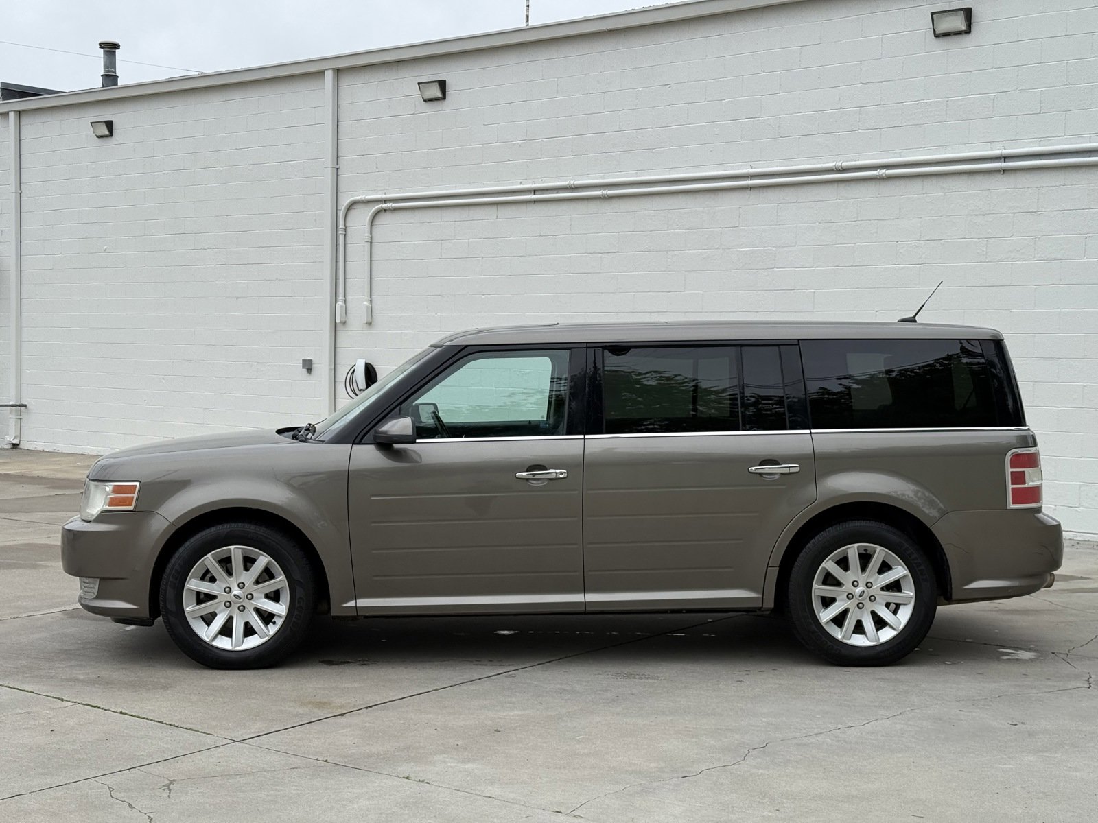 Used 2012 Ford Flex SEL w/ Equipment Group Order Code image 4