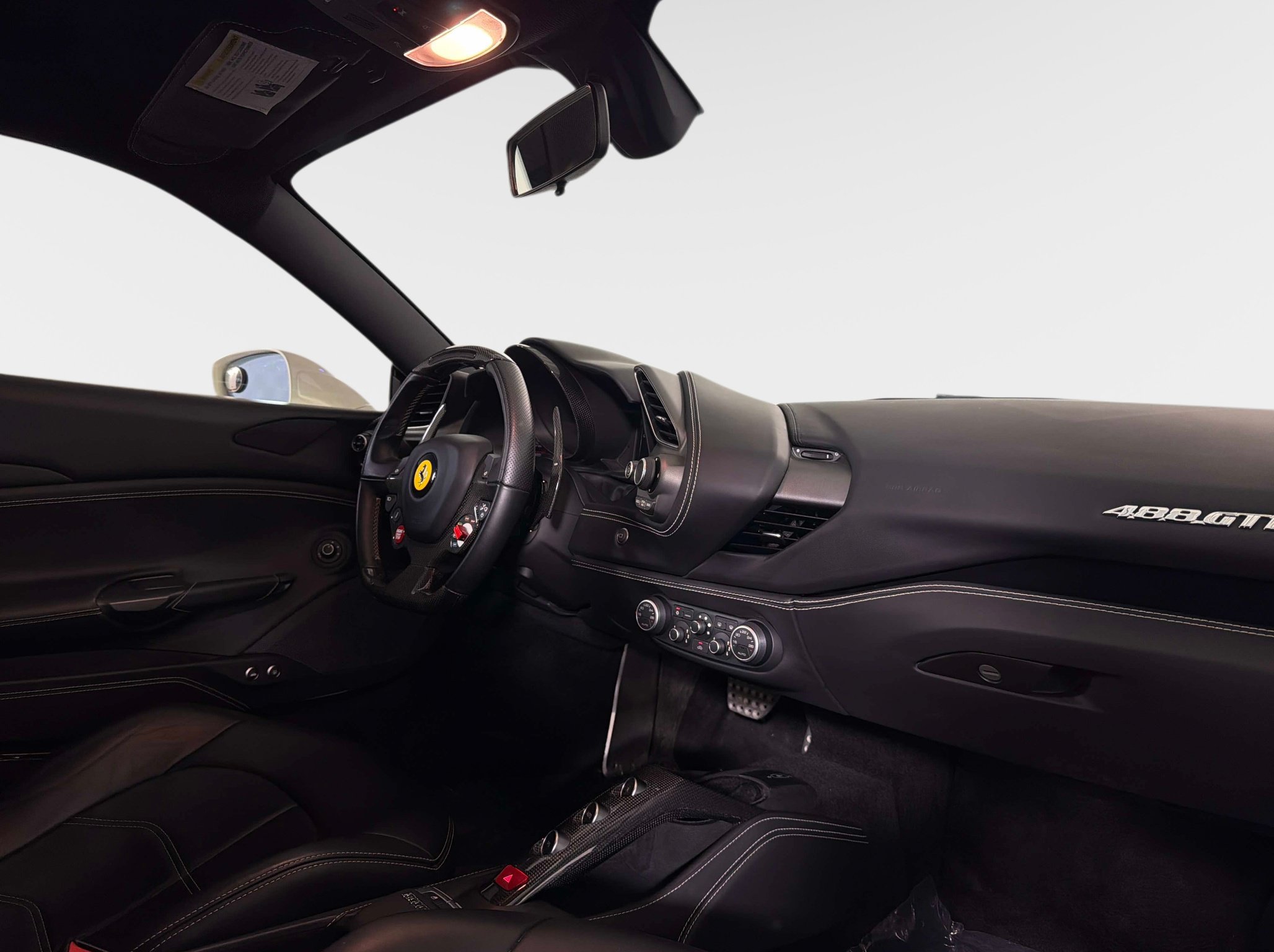 Used 2019 Ferrari 488 GTB RWD image 25