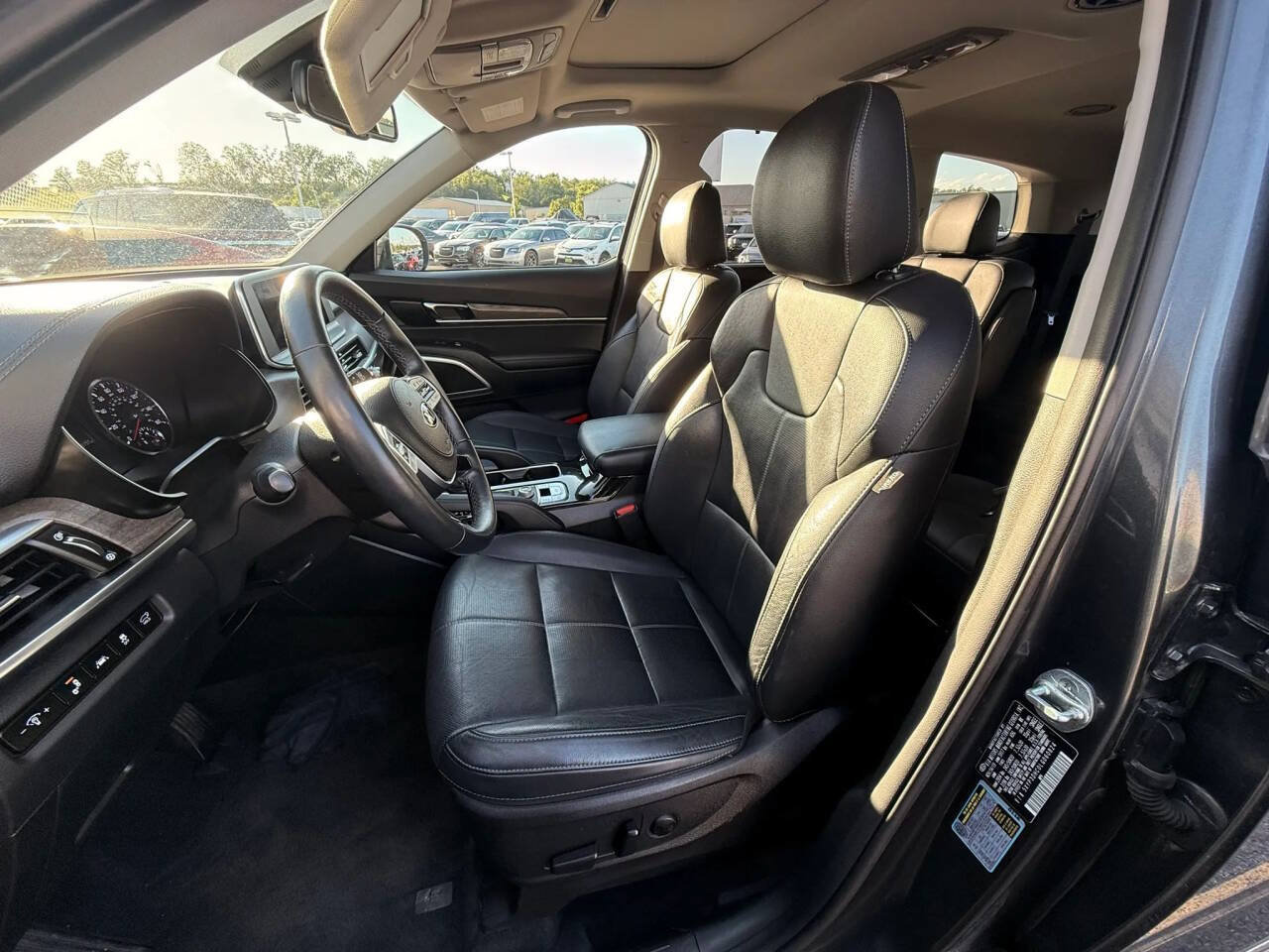 Used 2020 Kia Telluride EX w/ EX Premium Package AWD/4WD image 25