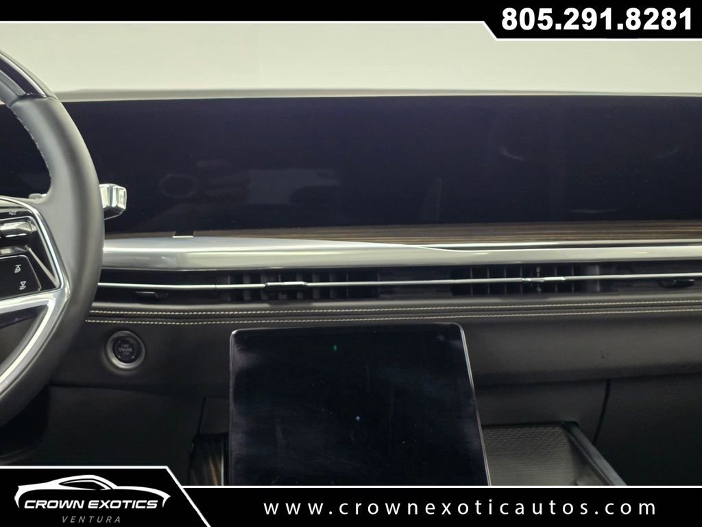 Used 2025 Cadillac Escalade ESV Premium Luxury RWD image 20