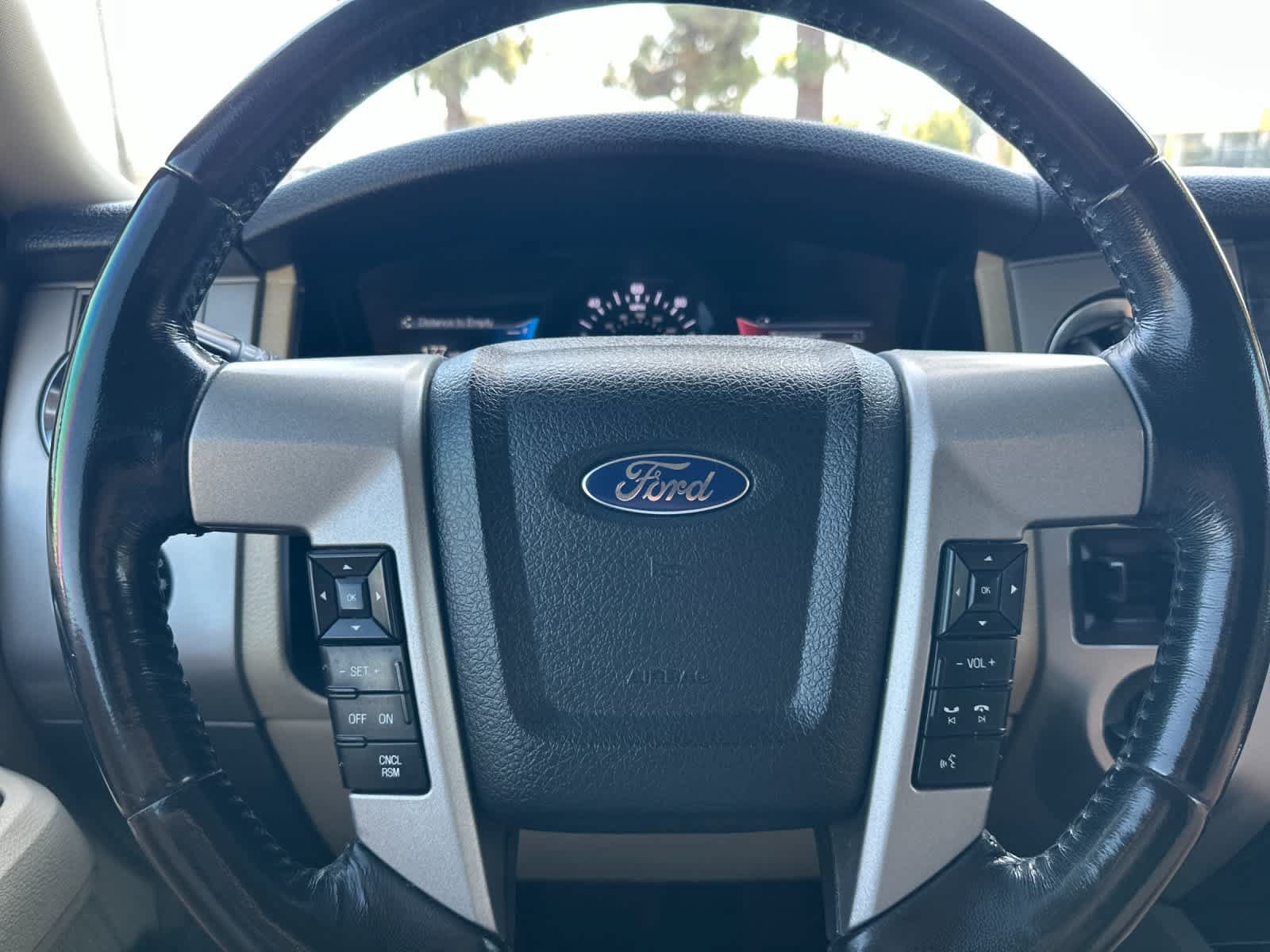 Used 2016 Ford Expedition EL Limited RWD image 25