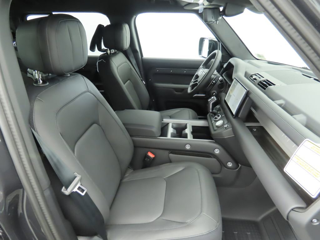 New 2025 Land Rover Defender 130 V8 image 22