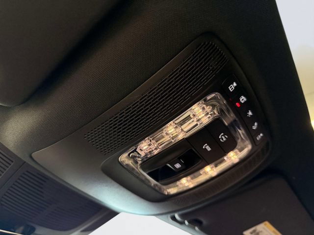 Used 2022 Mercedes-Benz GLS 450 4MATIC image 29
