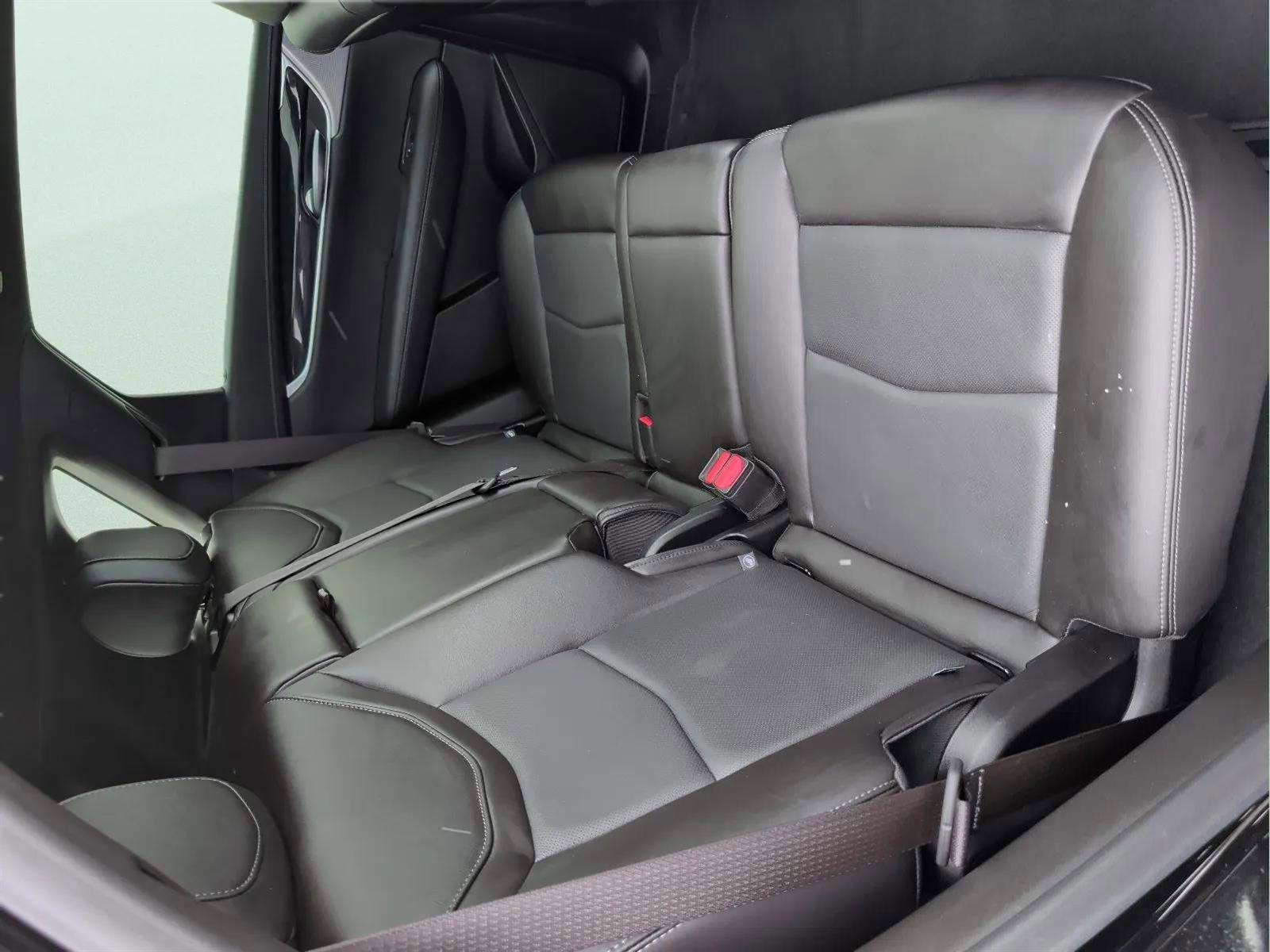 Used 2025 Cadillac XT5 Premium Luxury image 19