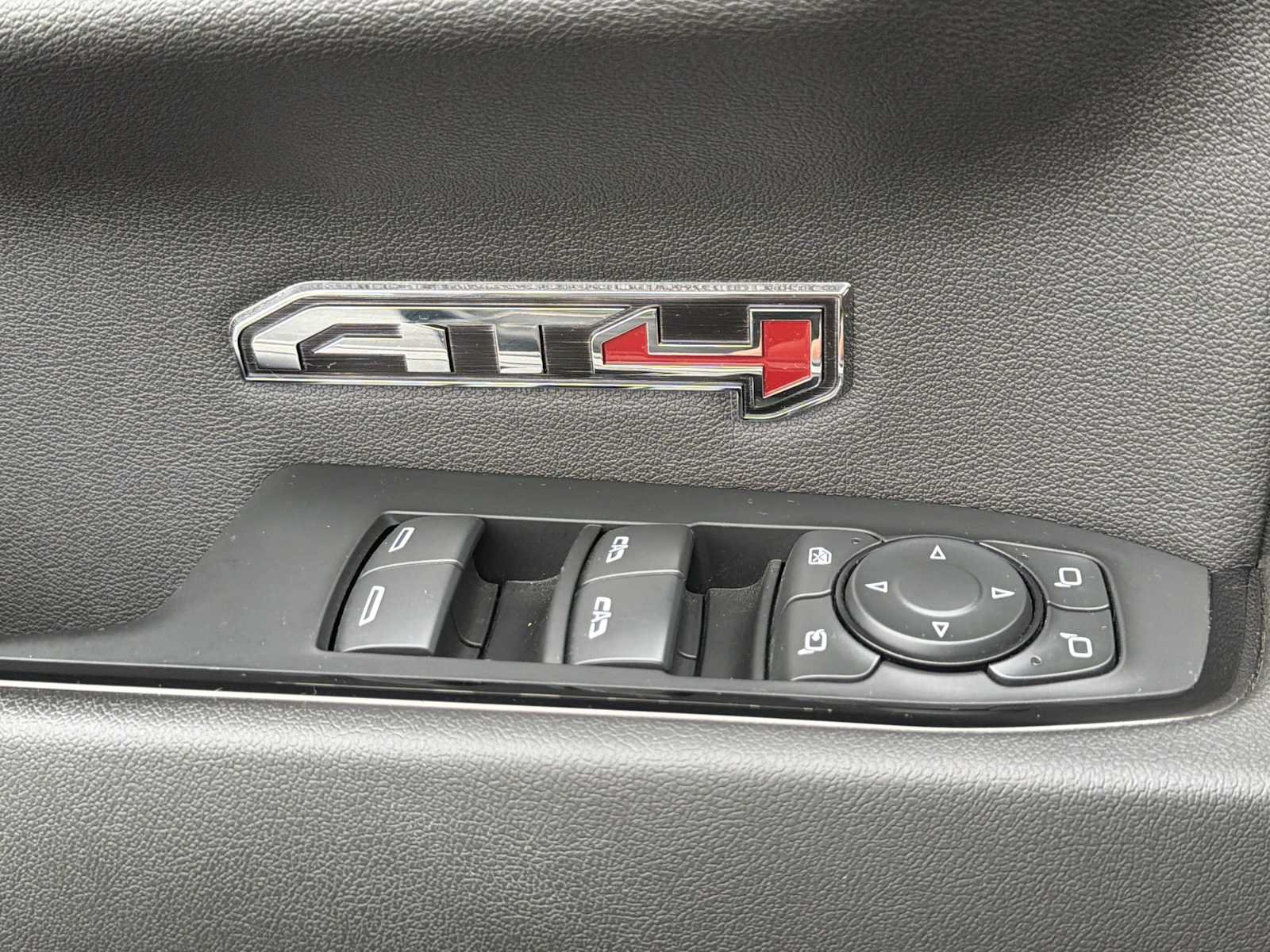 Used 2023 GMC Sierra 1500 AT4 w/ AT4 Premium Package AWD/4WD image 21