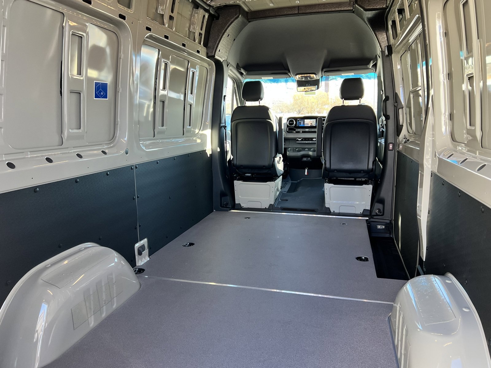 New 2025 Mercedes-Benz Sprinter 2500 image 20