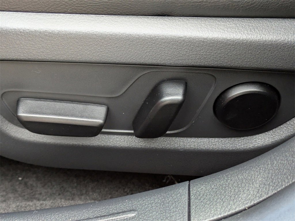 Used 2025 MAZDA CX-50 AWD 2.5 Hybrid w/ Weather Package image 26