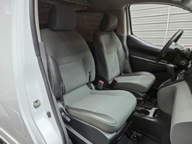Used 2021 Nissan NV200 S FWD image 18