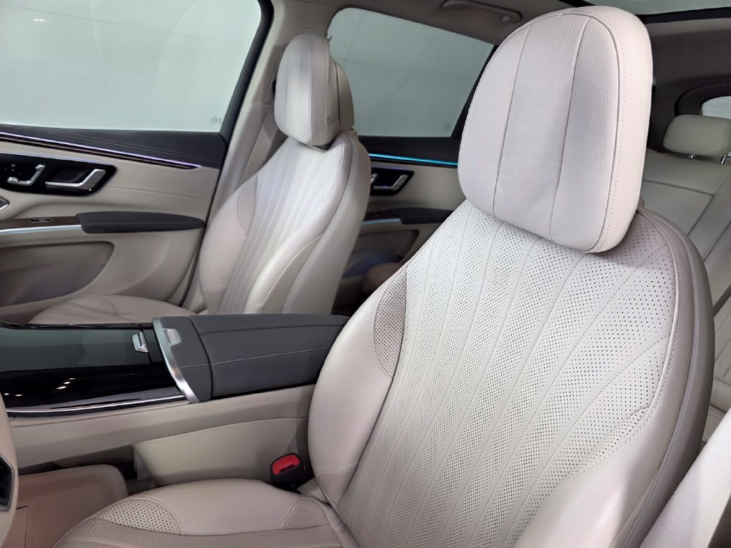 Certified 2023 Mercedes-Benz EQS 450+ SUV image 11