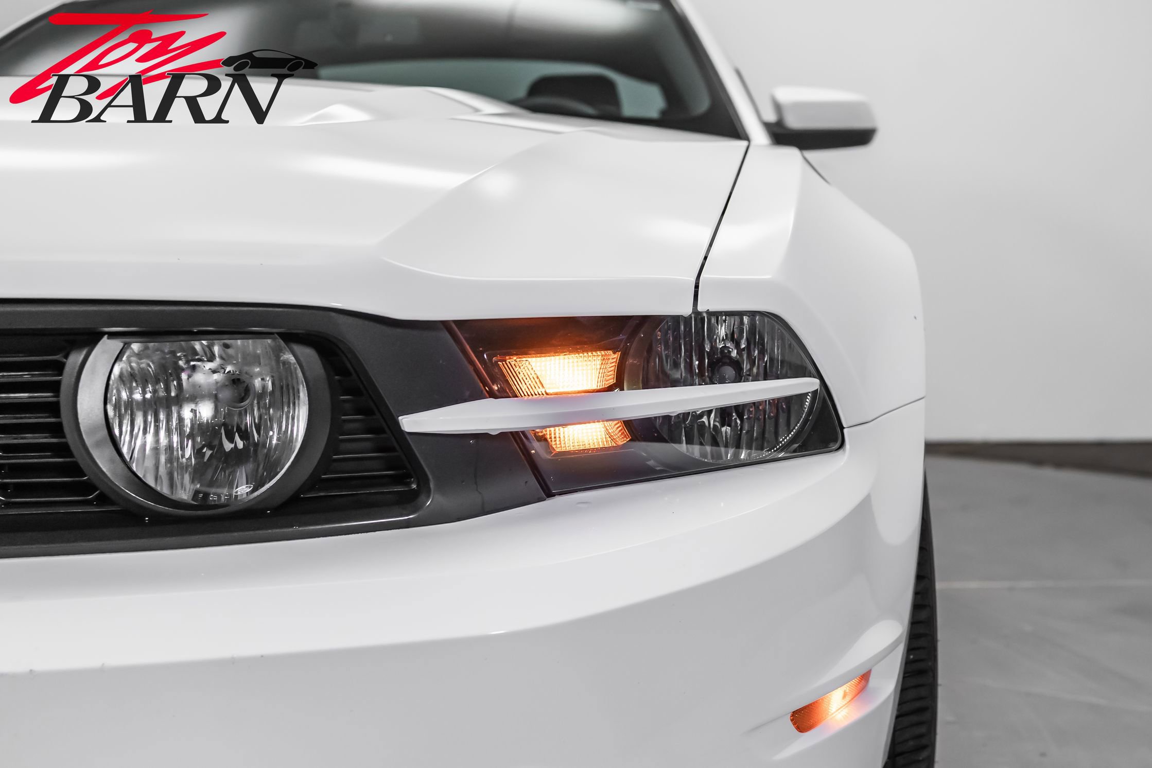 Used 2012 Ford Mustang GT Premium image 10