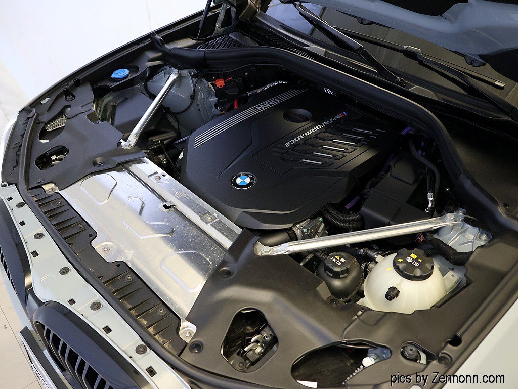 Certified 2024 BMW X4 M40i w/ Premium Package AWD/4WD image 41