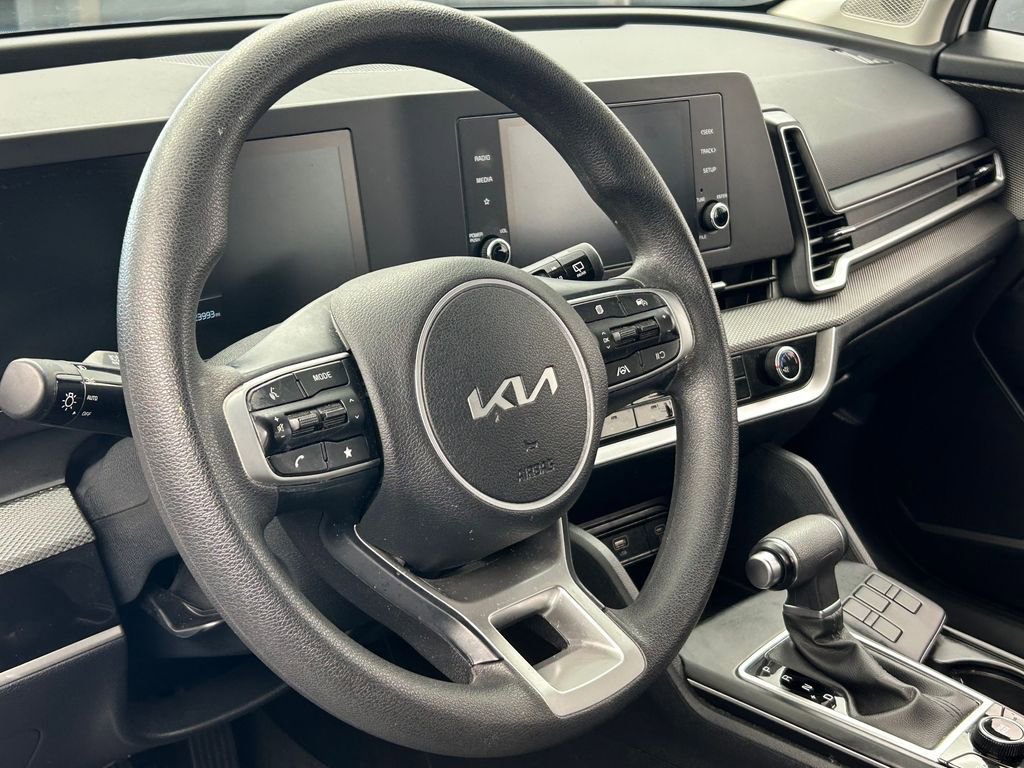 Used 2024 Kia Sportage LX FWD image 10