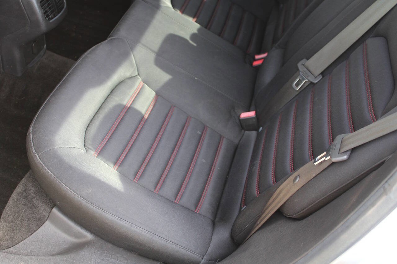 Used 2013 Ford Fusion SE image 26