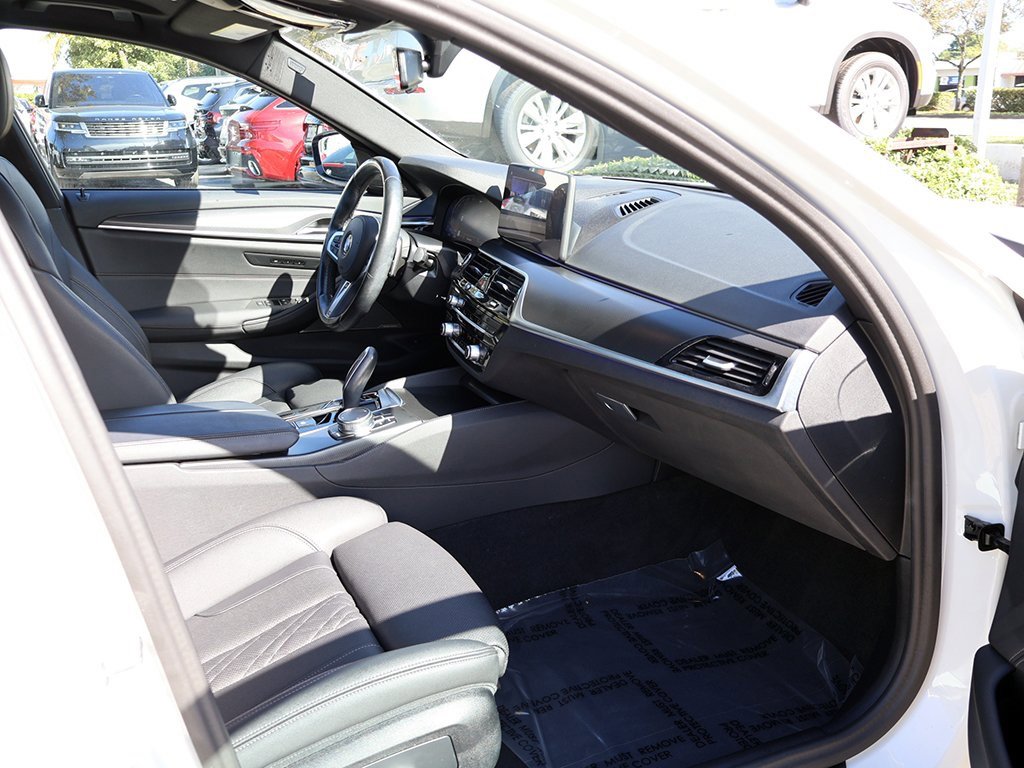 Used 2023 BMW 540i w/ M Sport Package image 30
