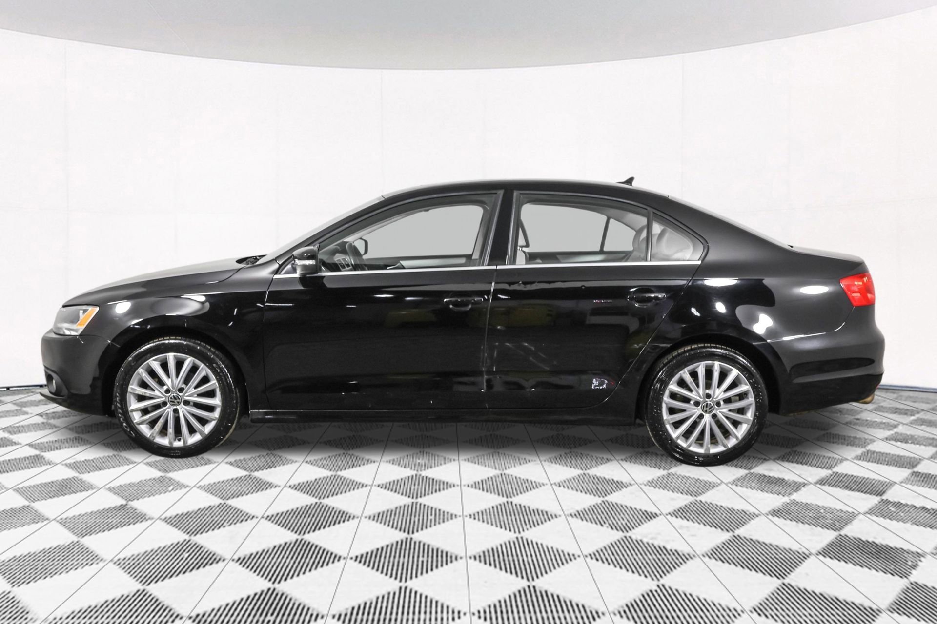 Used 2012 Volkswagen Jetta SEL image 20