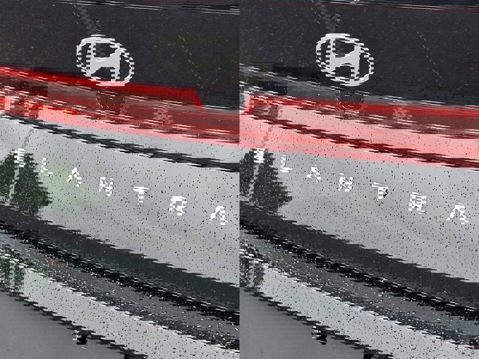 Certified 2025 Hyundai Elantra SEL image 29