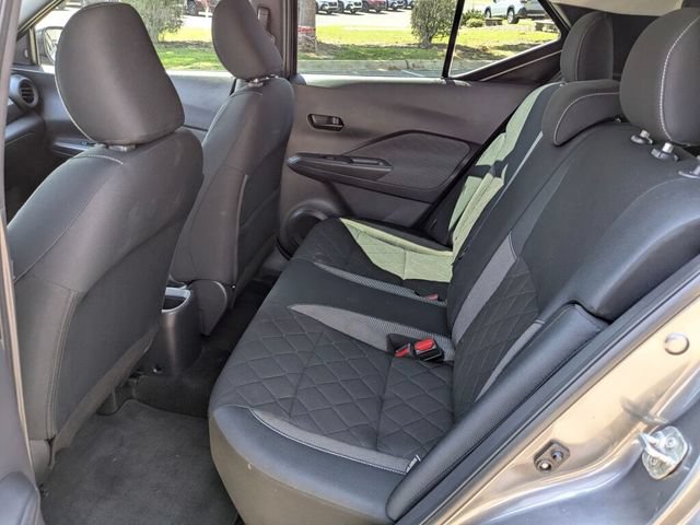 Used 2020 Nissan Kicks S FWD image 27