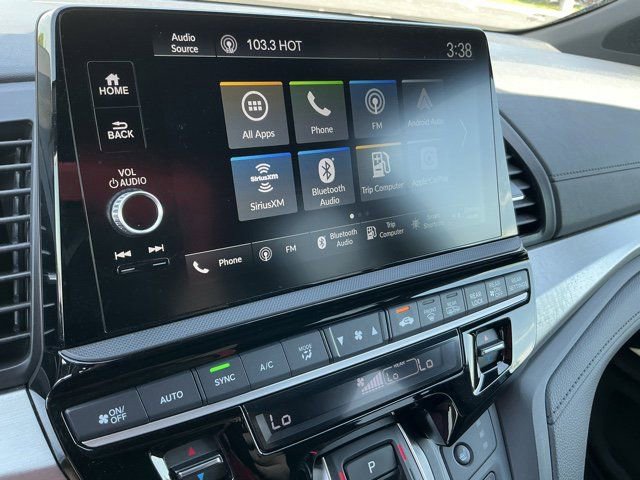 Used 2025 Honda Odyssey Sport-L image 25