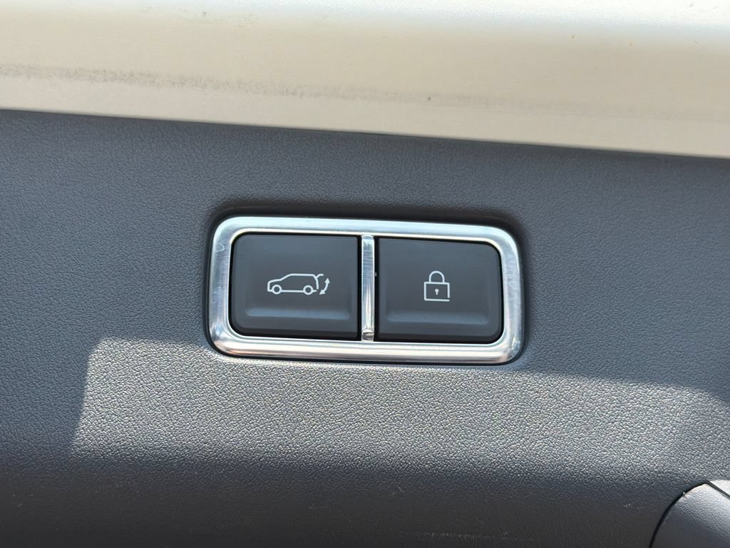 Certified 2024 Kia EV9 Wind AWD/4WD image 7