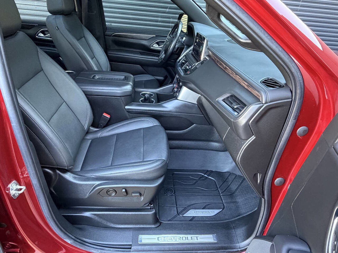 Used 2022 Chevrolet Tahoe Z71 image 22