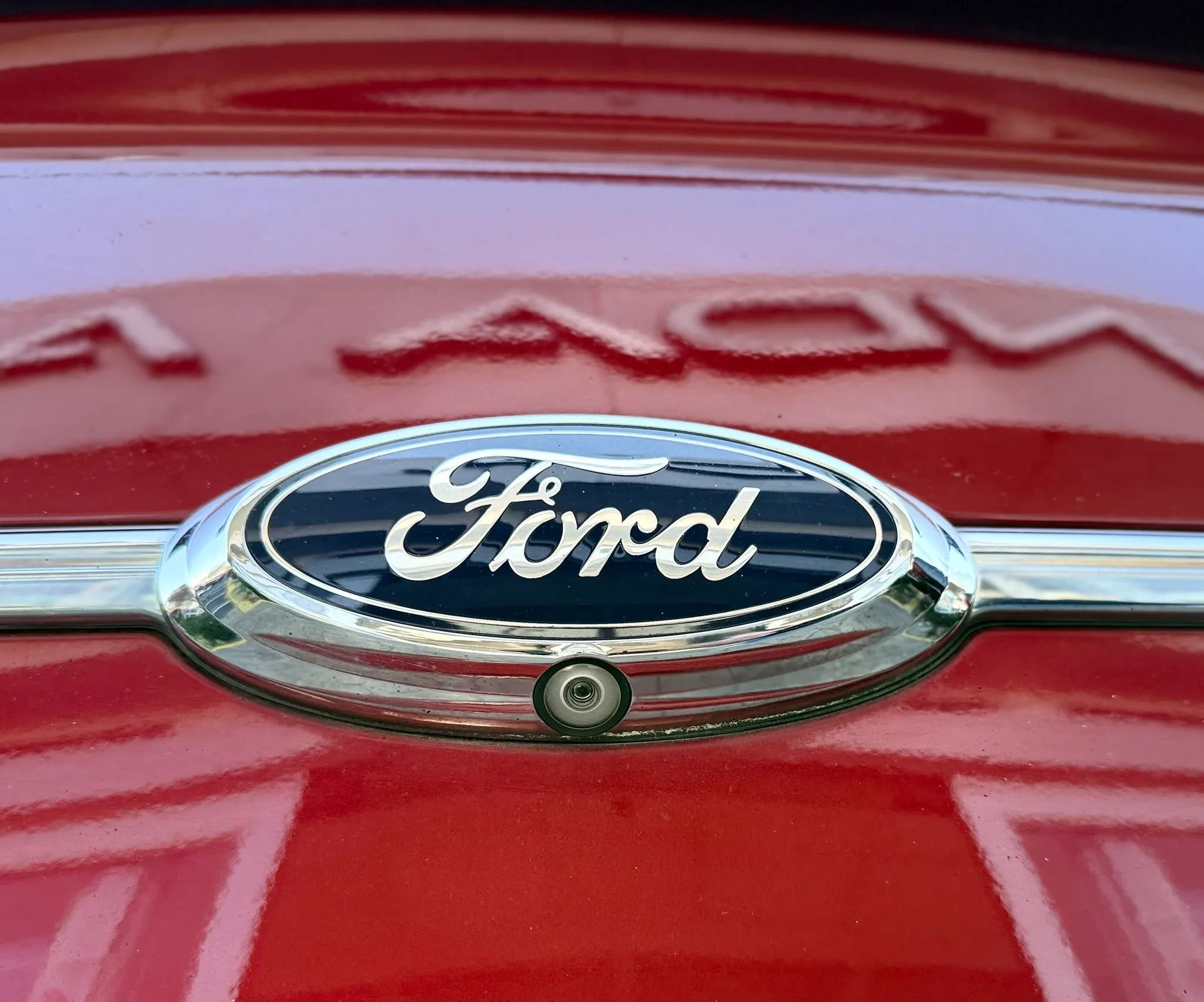 Used 2015 Ford Taurus SHO w/ Equipment Group 401A image 46