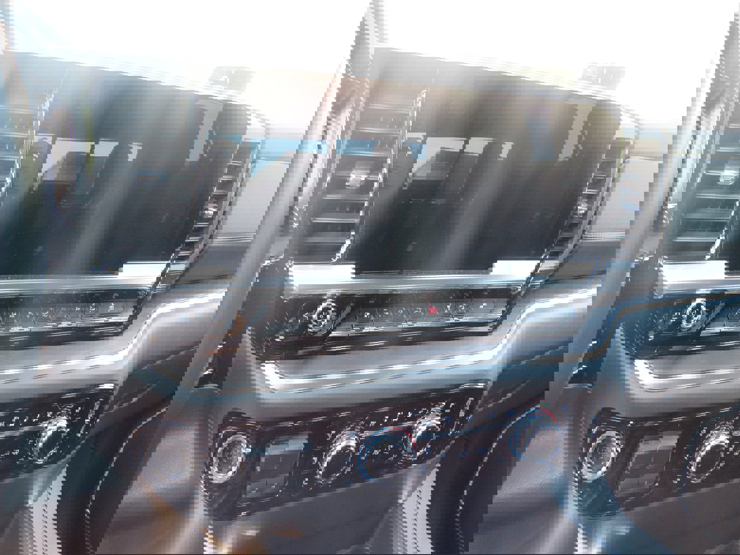 Used 2022 GMC Sierra 1500 SLT w/ SLT Premium Plus Package image 11