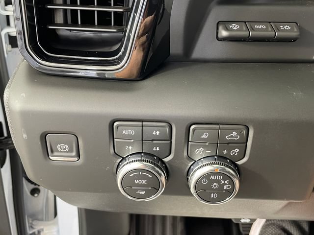 New 2026 GMC Sierra 1500 AT4 w/ AT4 Premium Package AWD/4WD image 12