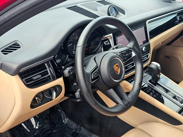 Used 2022 Porsche Macan AWD/4WD image 15