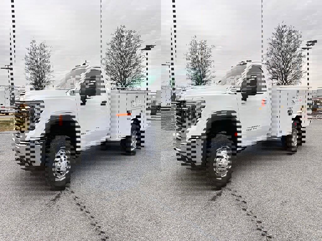 New 2025 GMC Sierra 3500 Pro w/ Convenience Package image 2