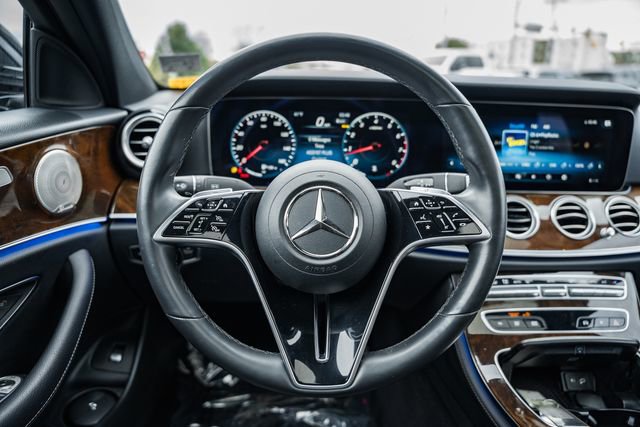 Used 2023 Mercedes-Benz E 350 4MATIC Sedan image 30