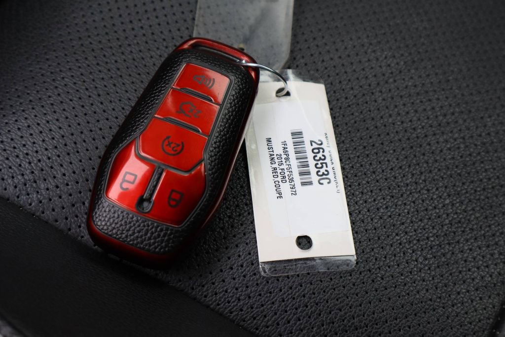 Used 2015 Ford Mustang GT Premium image 29