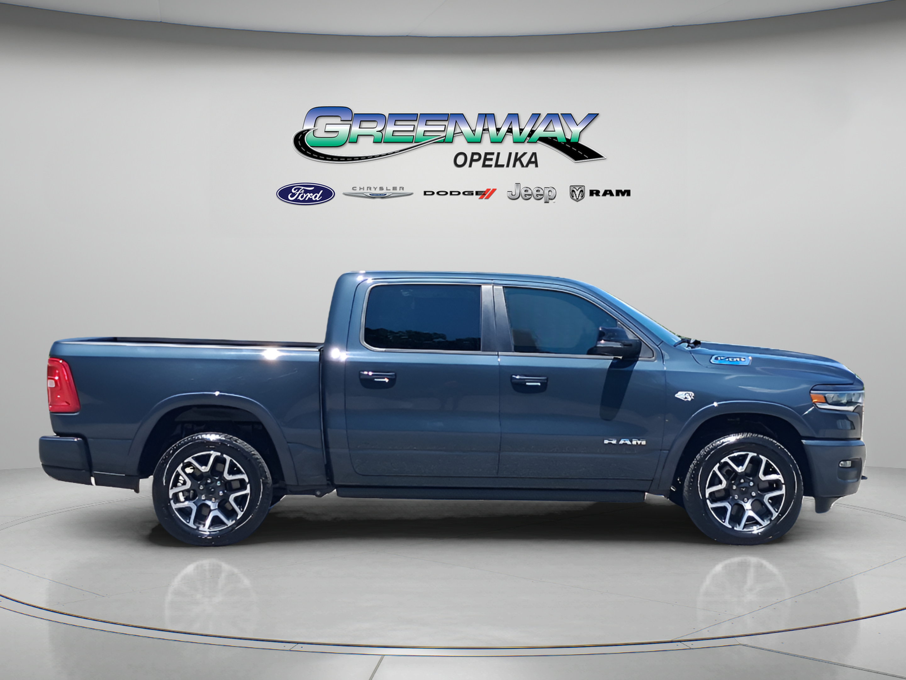 Used 2026 RAM 1500 Laramie w/ Laramie Preferred Package AWD/4WD image 8