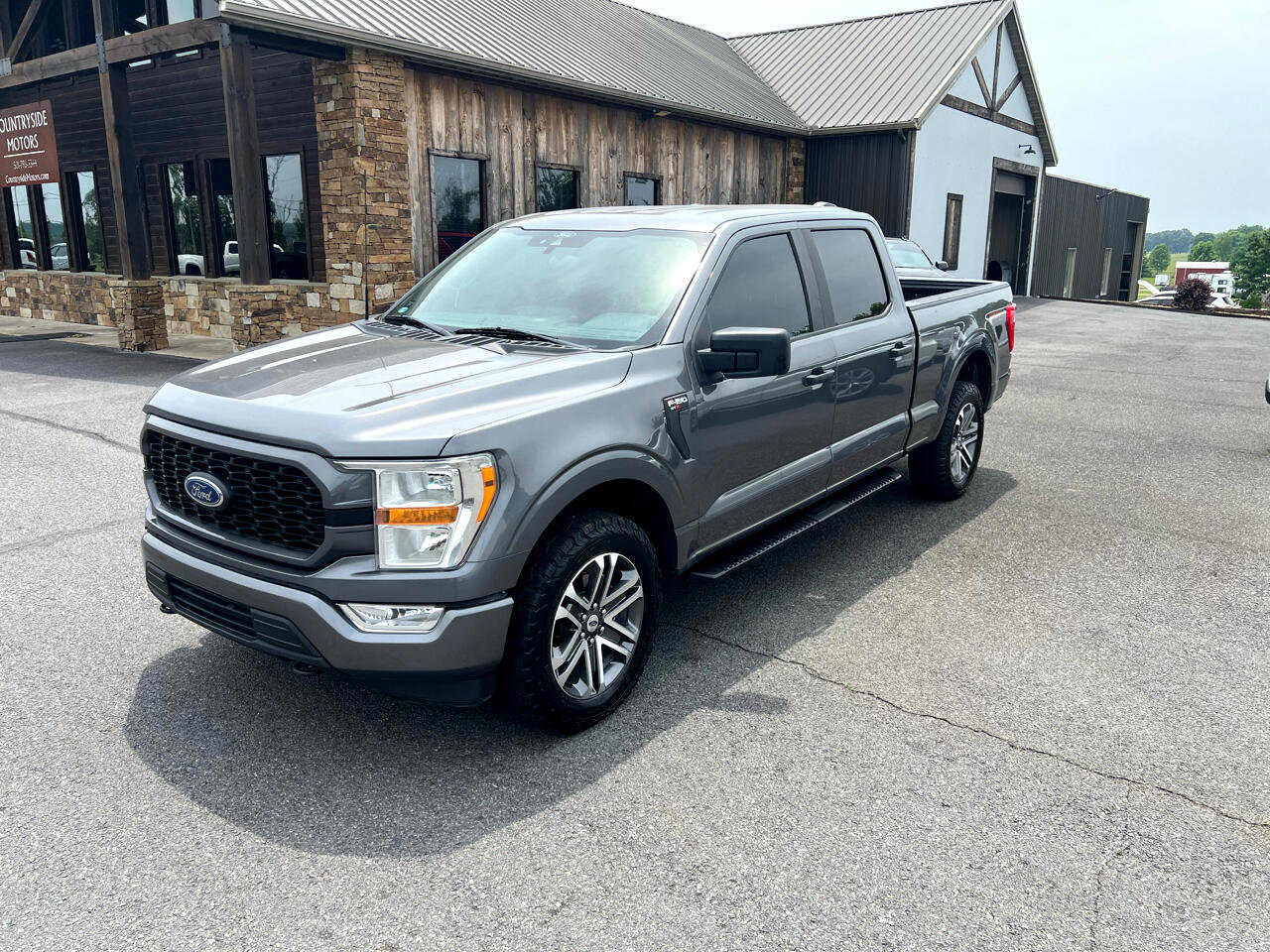 Used 2022 Ford F150 XL w/ STX Appearance Package image 2