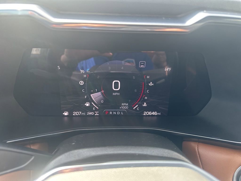 Used 2023 GMC Canyon AT4 w/ Technology Package image 2