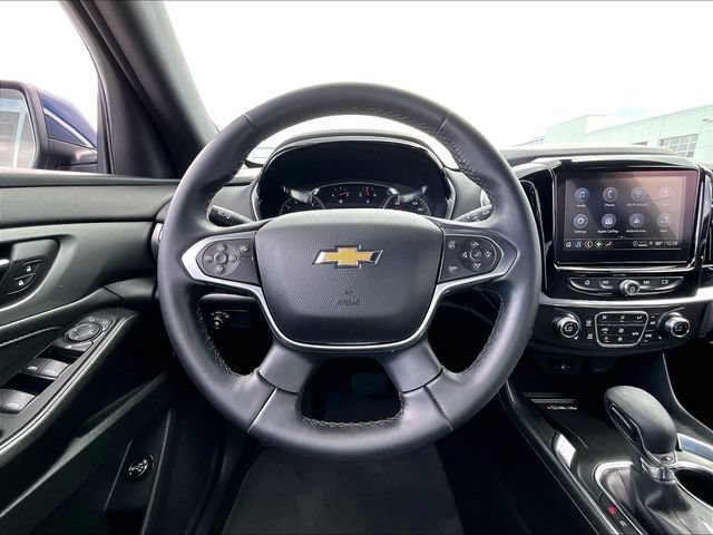 Used 2023 Chevrolet Traverse LT FWD image 18
