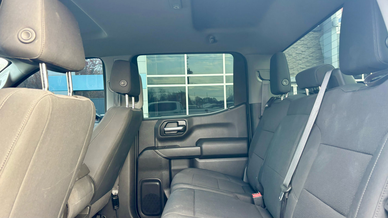 Used 2021 Chevrolet Silverado 1500 Custom w/ Safety Confidence Package image 19